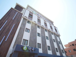 Haru Hotel