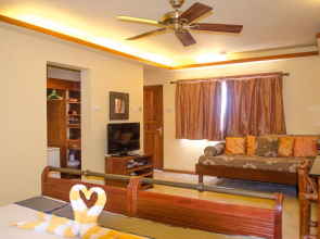 Palm Breeze Villa