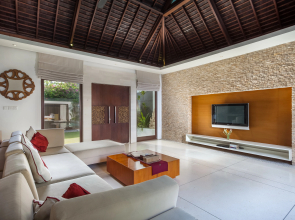 Villa Illam