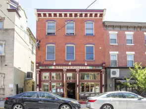 Beautiful Condo in the Center of it All