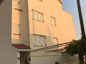 Sunshine Apartments Podstrana
