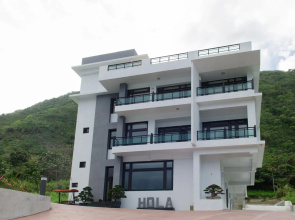 Hola sea view B&B