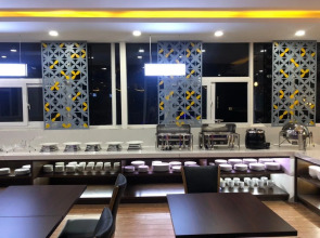 Doha 2 Hotel Saigon Airport