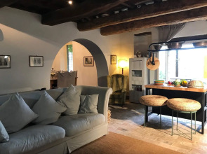 A luxury country villa on the board of Umbria and Tuscany with Air Condition