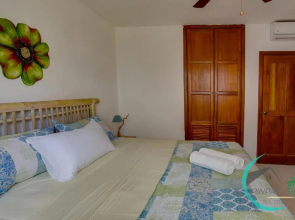 Close To The Beach! Pink Apartment,2Br,2Bt