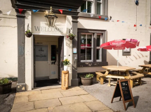The Maypole Inn