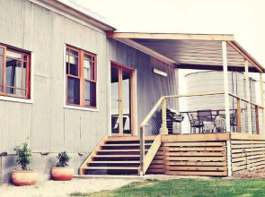 Redwing Shearer's Quarters