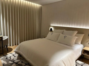 Palatial Suites