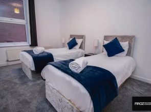 2 Bedroom Spacious Contractor House With Parking by Firoz Property Management