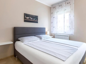 Amazing Apartment in Banjole With Outdoor Swimming Pool, Wifi and 2 Bedrooms