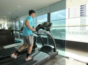 Pacific Express Hotel Central Market