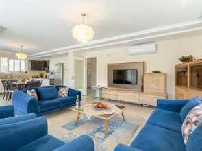 Villa Seda Large Private Pool A C Wifi Car Not Required