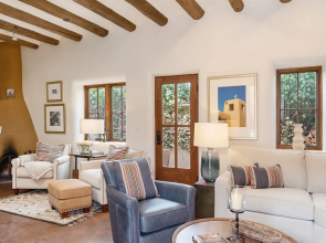Carmel - Elegant East Side Adobe With Kiva Fireplace, Walk to Canyon Rd and The Plaza