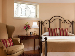 Woodley Park Guest House