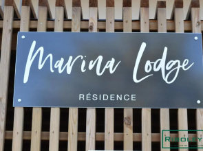 Marina Lodge - T4 avec terrasse à 400m de la mer