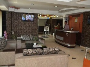 Hotel Shine 72