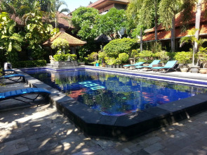 Dewa Bharata Bungalows Legian