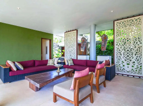 The Colonnade by Exotiq Villa Holidays