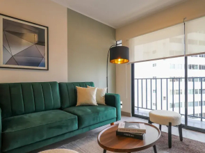 w Grandiose 1BR w Great Balcony in San Isidro