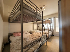 Apartment Near the Beach in Vibrant Area