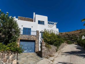 Villa Euphoria in Aegina, A' Marathonas bay