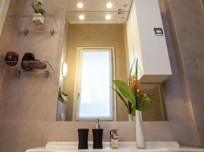 Milan Royal Suites & Luxury Apartments