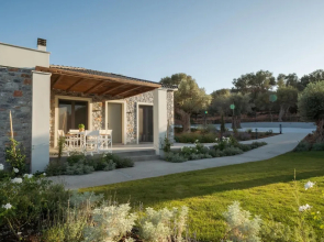 Elies Residences