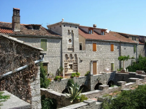Comfortable Apartment in Stari Grad