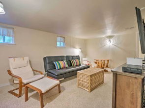 Peaceful Wine Country Getaway - Walk to Downtown!