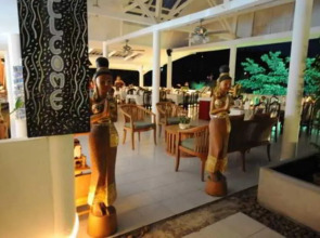 Karon Cliff Contemporary Boutique Bungalows