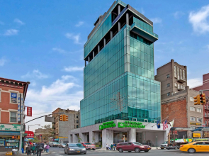 Wyndham Garden Chinatown