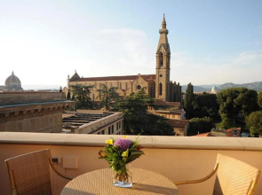 Plaza Hotel Lucchesi