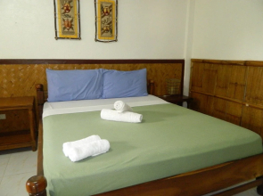 Tree House Beach Resort