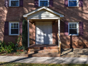Charming Charlotte Condo - Fully Renovated!