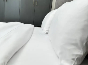 LivLuxe Apartments 2