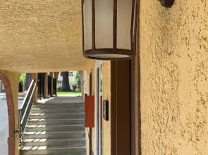 The Greens Hotel - Stockton Blvd