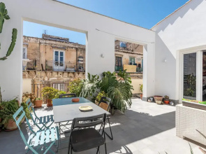 Una Terrazza su via Calderai by Wonderful Italy