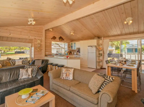 Absolute Beachfront Bach - Pauanui Holiday Home