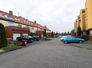 Dom Sianowska Poznań by Renters