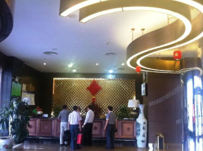 信阳龙潭大酒店