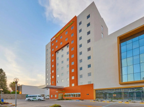 City Express Junior by Marriott León Centro De Convenciones