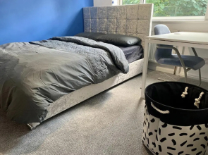 6-bed House-reading-sleeps12-towncentre