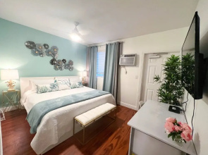 The Pearl Beachside Apartments on Hollywood Beach Broadwalk
