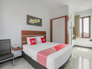OYO 3852 Valomia Guest House