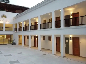 Catalina Hotel
