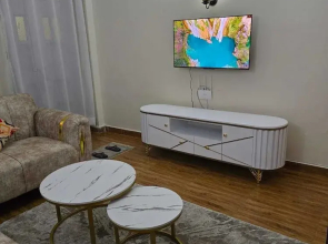 Lux Suites Astrol Apartments Garden City