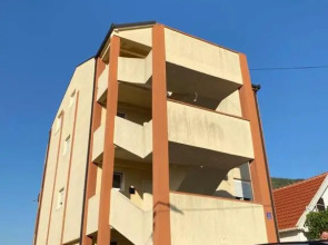 Lovely apartment with stunning view on Kotor Bay