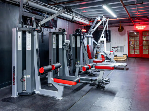 Oceanside Hotel and Suites