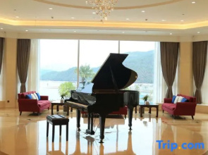 Yunman Ruijin Resort Hotel