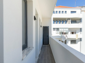 Feel Porto Pinot Townhouse